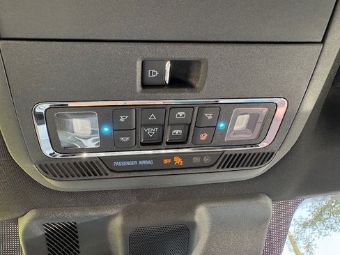 Used 2021 Ford F150 Lariat w/ Equipment Group 502A High image 18