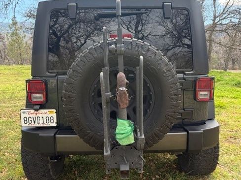 Used 2017 Jeep Wrangler Unlimited Sport image 4