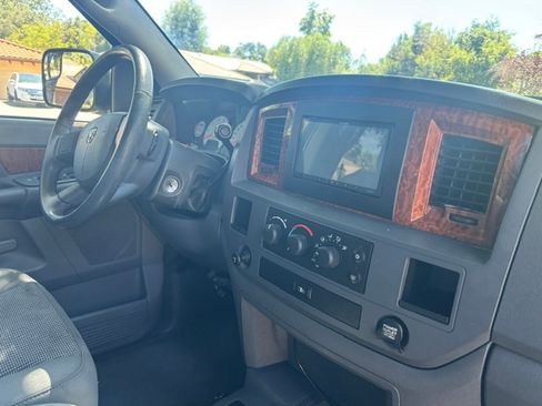 Used 2006 Dodge Ram 1500 Truck SLT w/ Trailer Tow Group RWD image 6