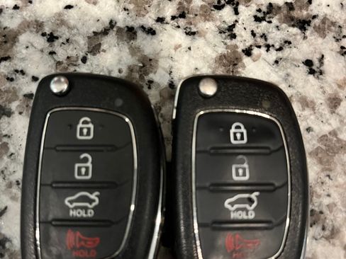Used 2016 Hyundai Sonata SE FWD image 6
