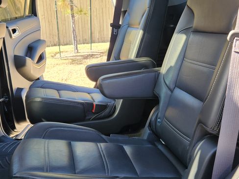 Used 2016 GMC Yukon Denali w/ Open Road Package image 14