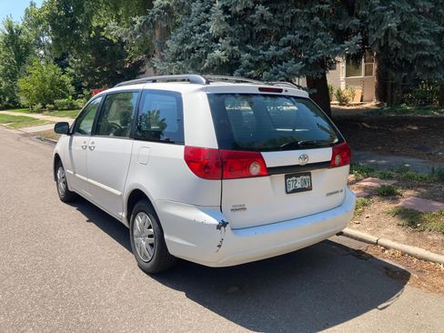 Used 2006 Toyota Sienna LE image 9