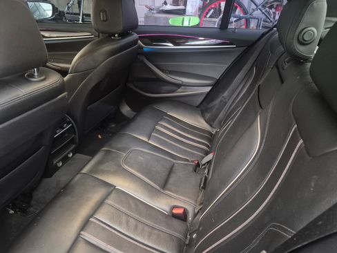 Used 2019 BMW 530i xDrive w/ Convenience Package image 8