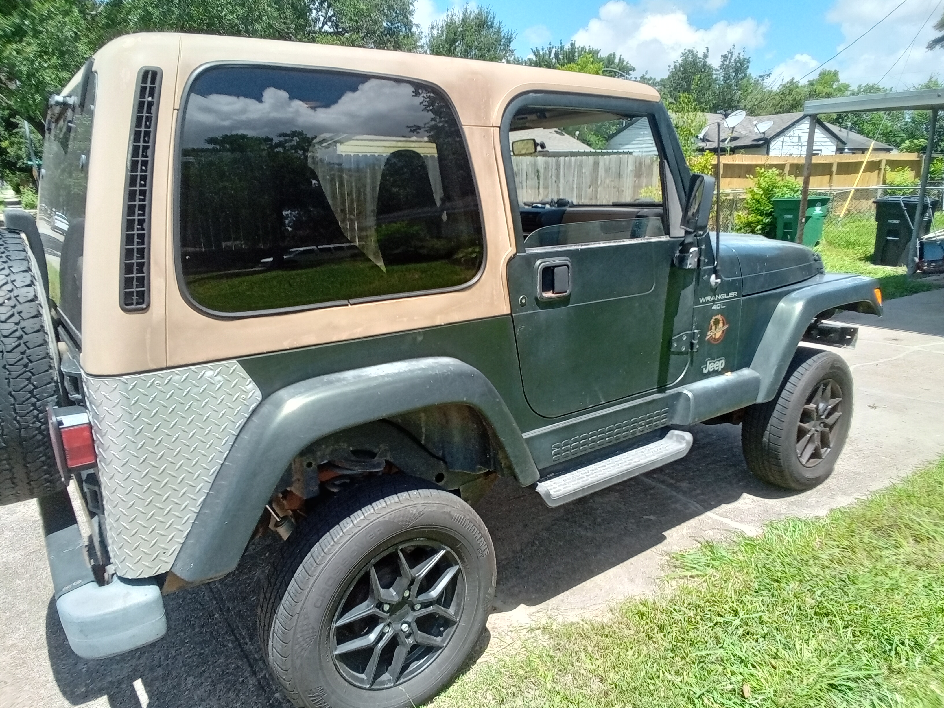 Used 1997 Jeep Wrangler Sahara AWD/4WD image 8