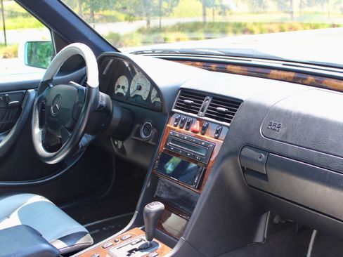 Used 1998 Mercedes-Benz C 43 AMG Sedan image 22