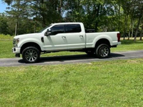Used 2021 Ford F250 Platinum AWD/4WD image 5