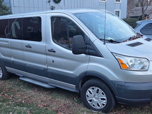 Used 2016 Ford Transit 350 XLT image 2