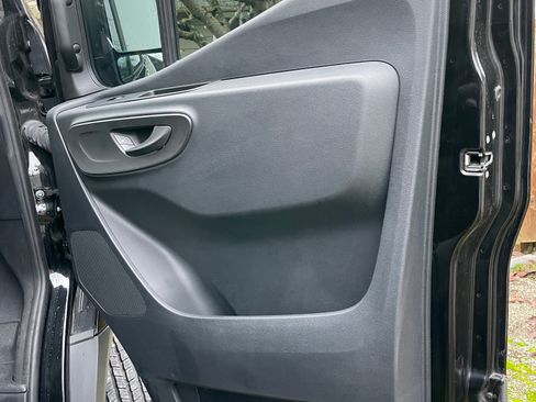 Used 2024 Mercedes-Benz Sprinter 2500 image 13