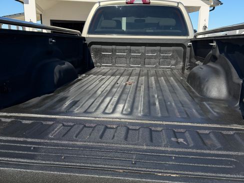 Used 2009 Dodge Ram 2500 Truck SLT w/ Popular Equipment Group image 9