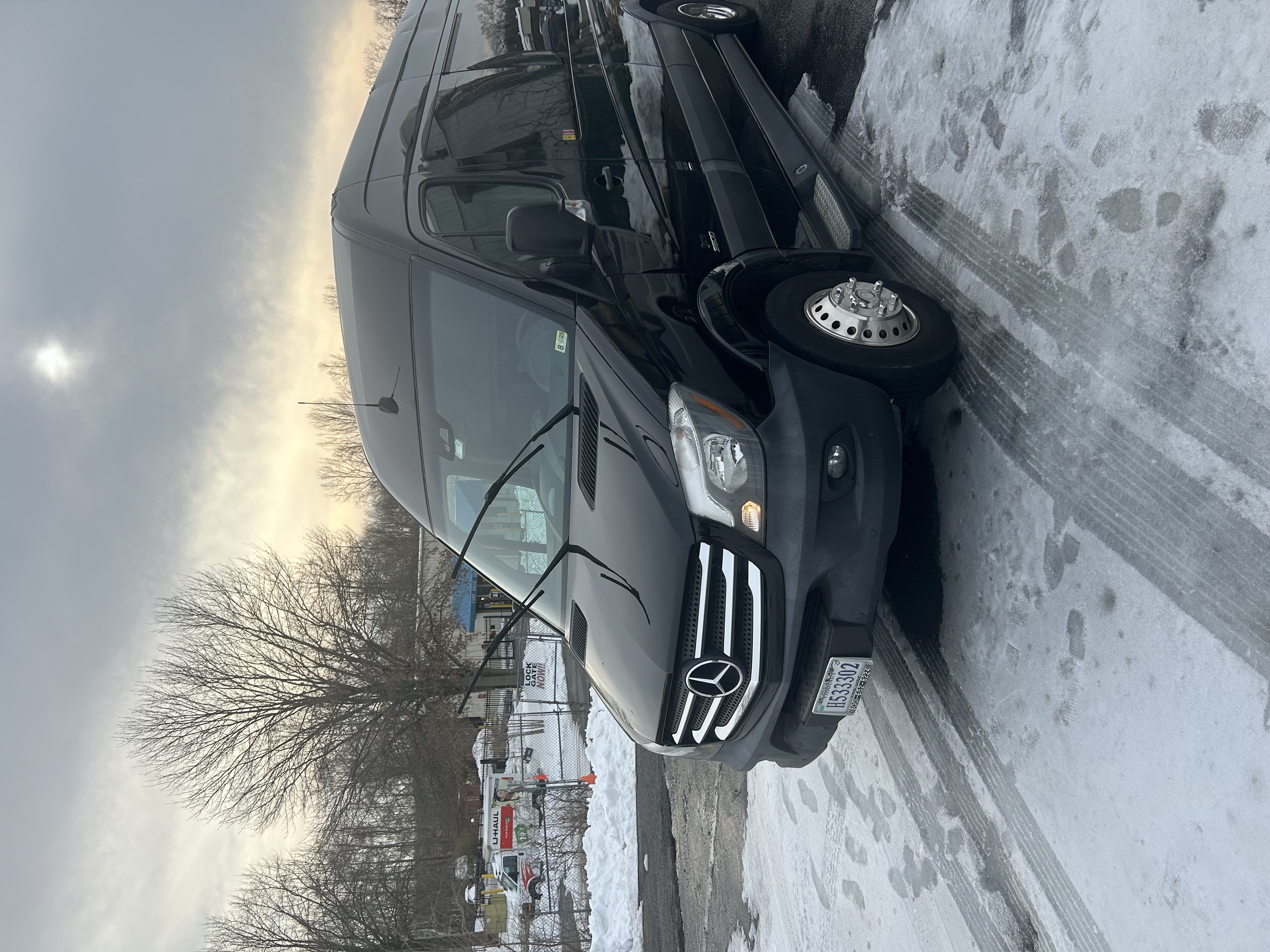Used 2016 Mercedes-Benz Sprinter 3500 image 10
