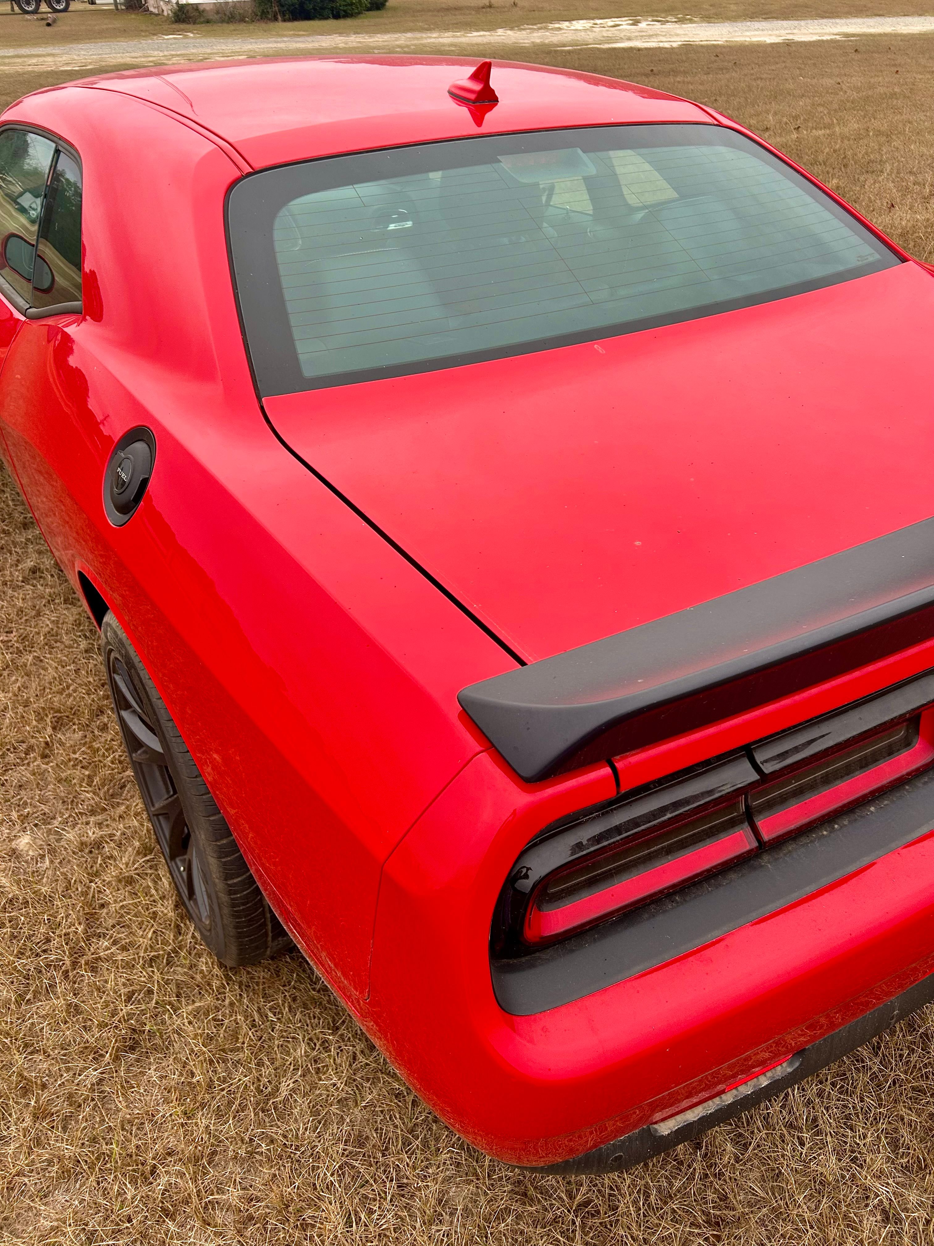 Used 2015 Dodge Challenger SRT Hellcat RWD image 12