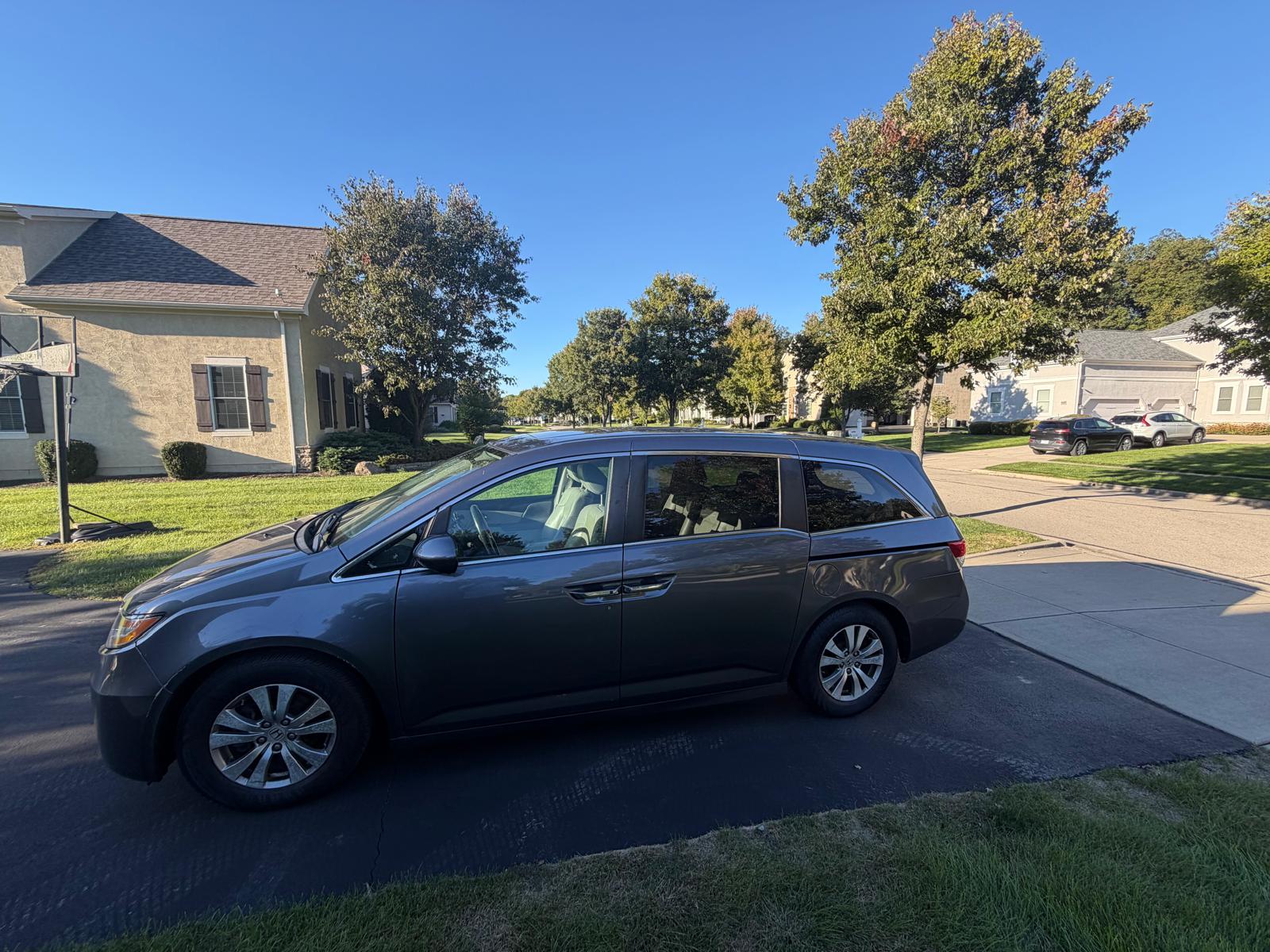Used 2014 Honda Odyssey EX-L image 1