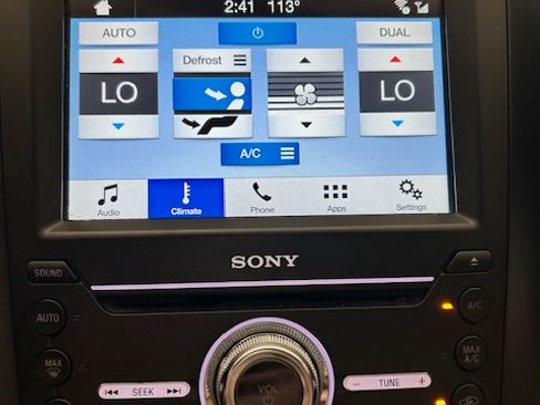 Used 2017 Ford Fusion Titanium FWD image 11