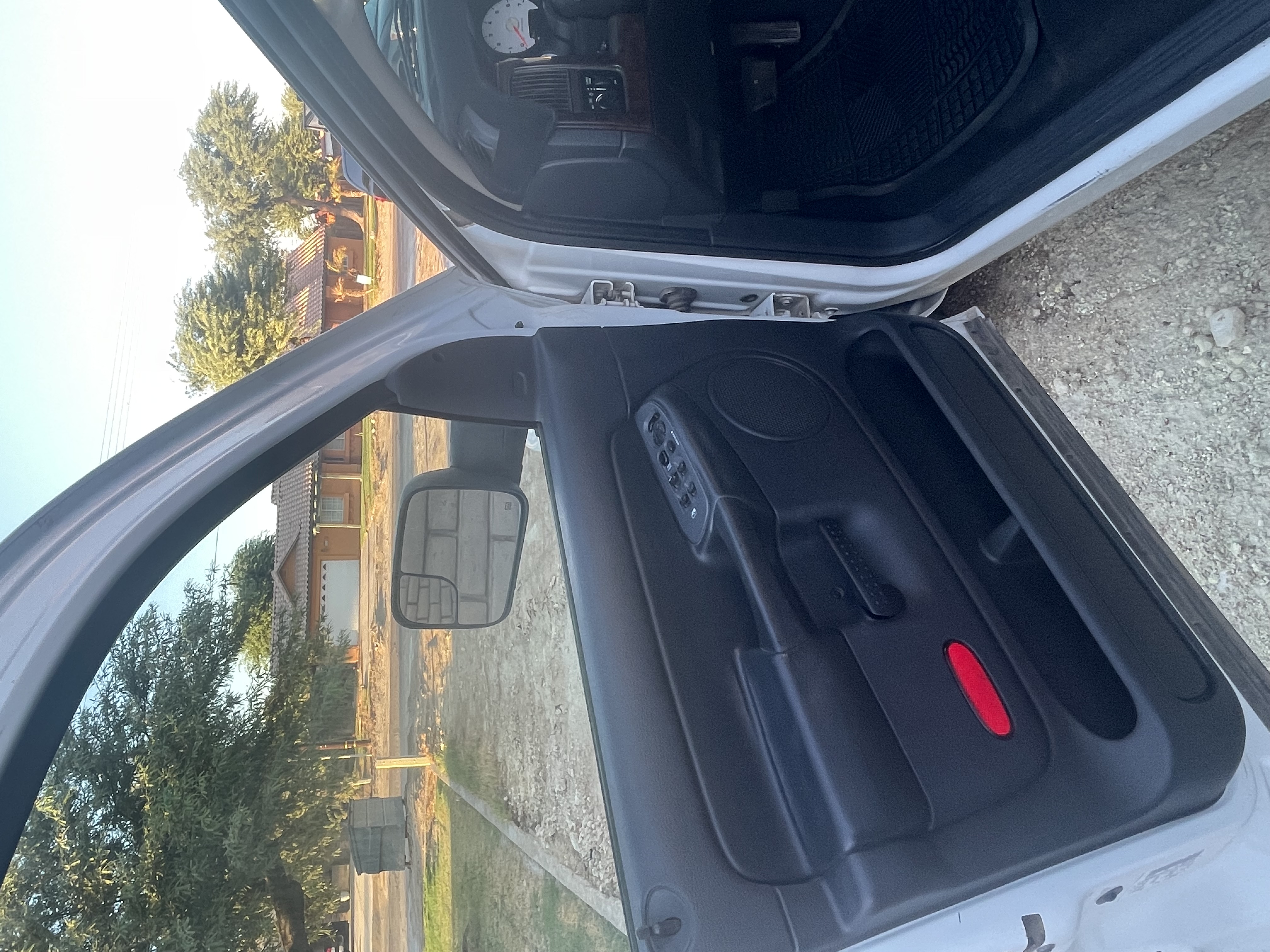 Used 2004 Dodge Ram 1500 Truck SLT RWD image 9