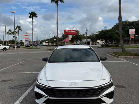 Used 2025 Hyundai Elantra Sport w/ Cargo Package image 8