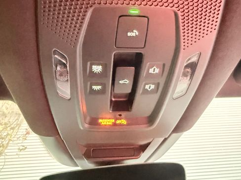 Used 2025 Porsche Cayenne GTS AWD/4WD image 21