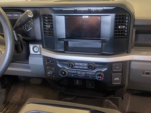 Used 2023 Ford F250 XL w/ FX4 Off-Road Package image 11