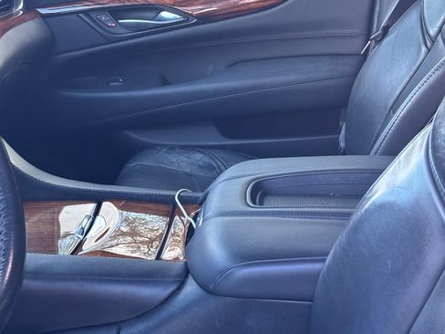 Used 2015 Cadillac Escalade ESV Premium image 14