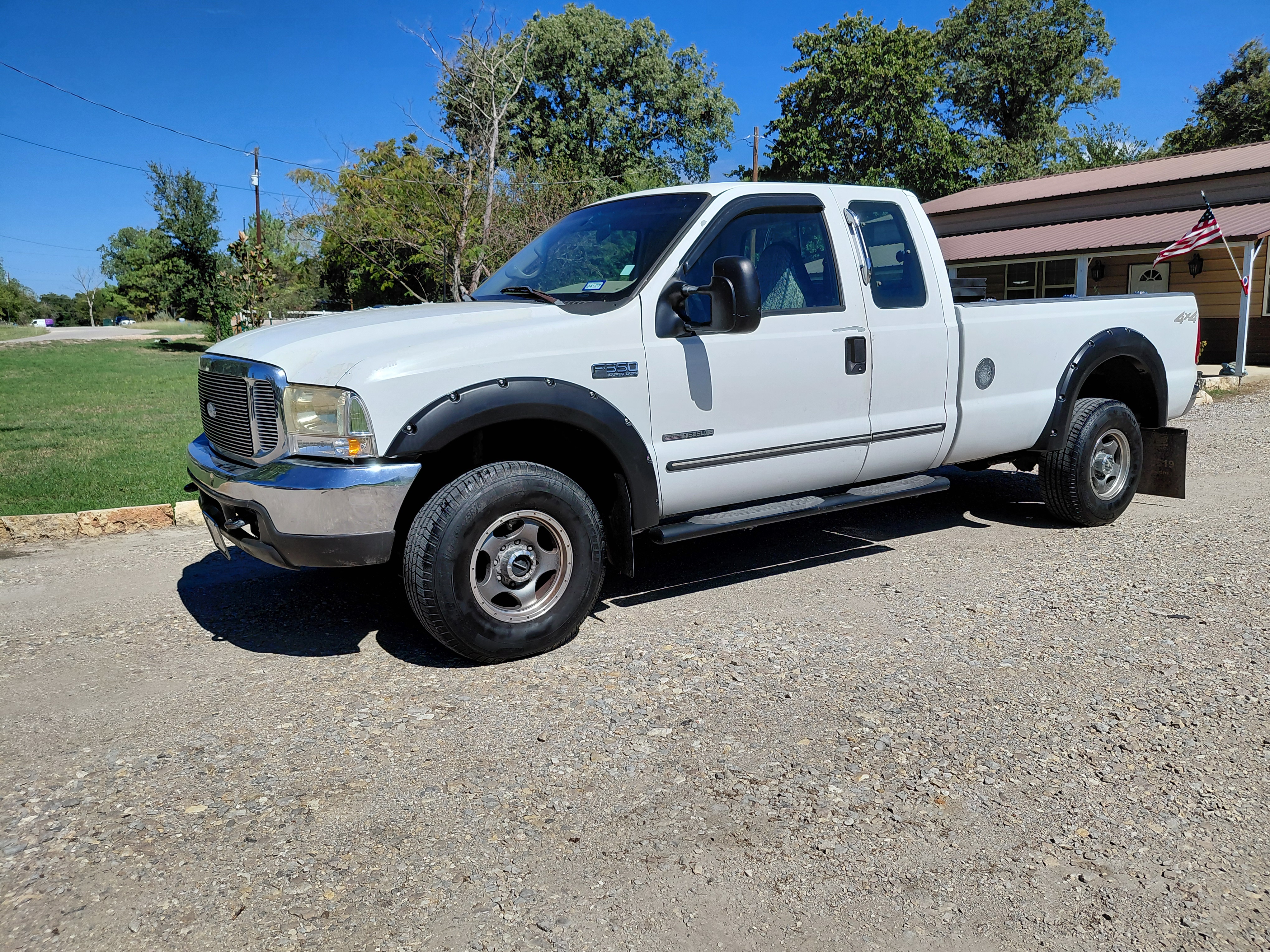 Used 2000 Ford F350 4x4 SuperCab Super Duty image 1