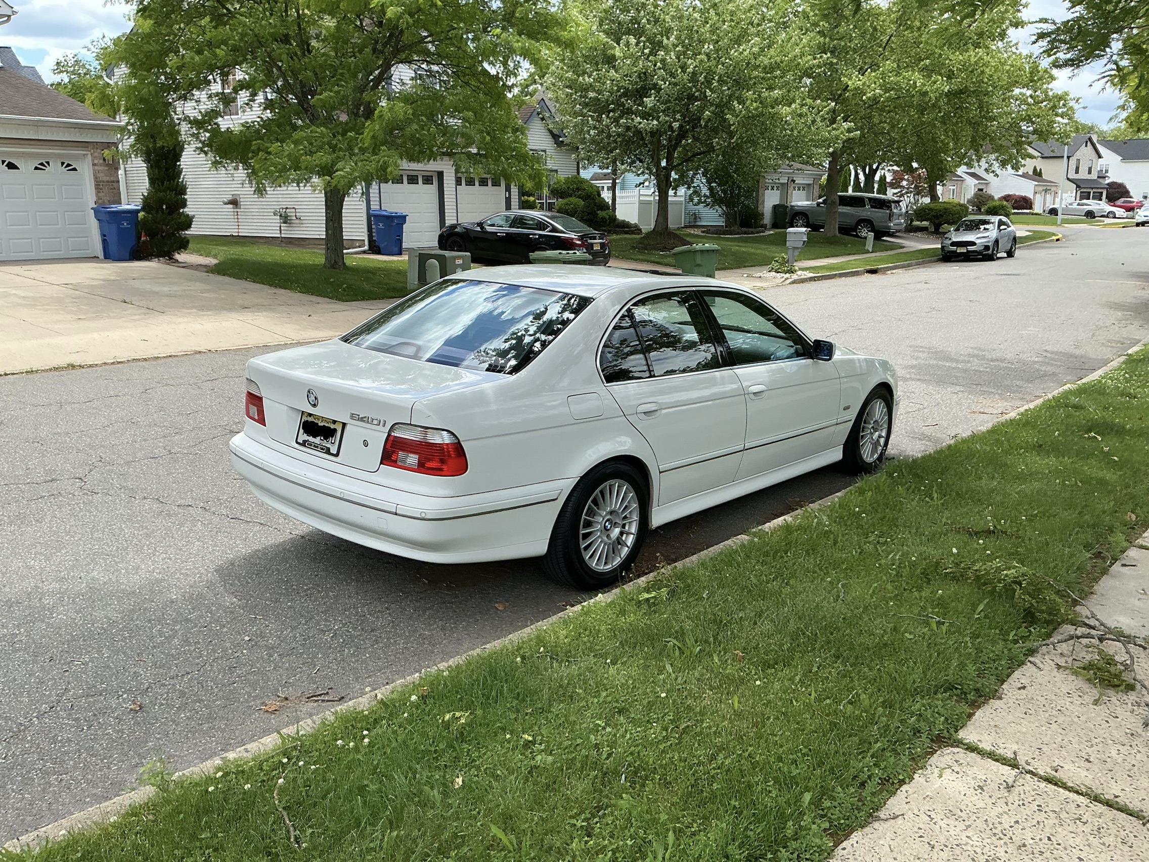 Used 2002 BMW 540i Sedan RWD image 8