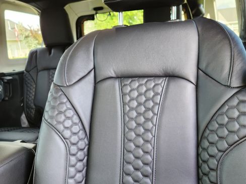 Used 2024 Jeep Wrangler Unlimited Sport image 21