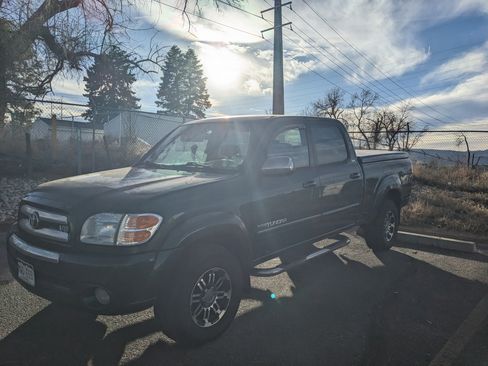 Used 2004 Toyota Tundra SR5 image 2