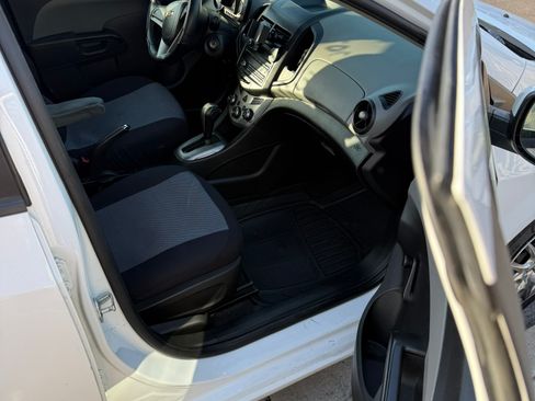 Used 2013 Chevrolet Sonic LS FWD image 6