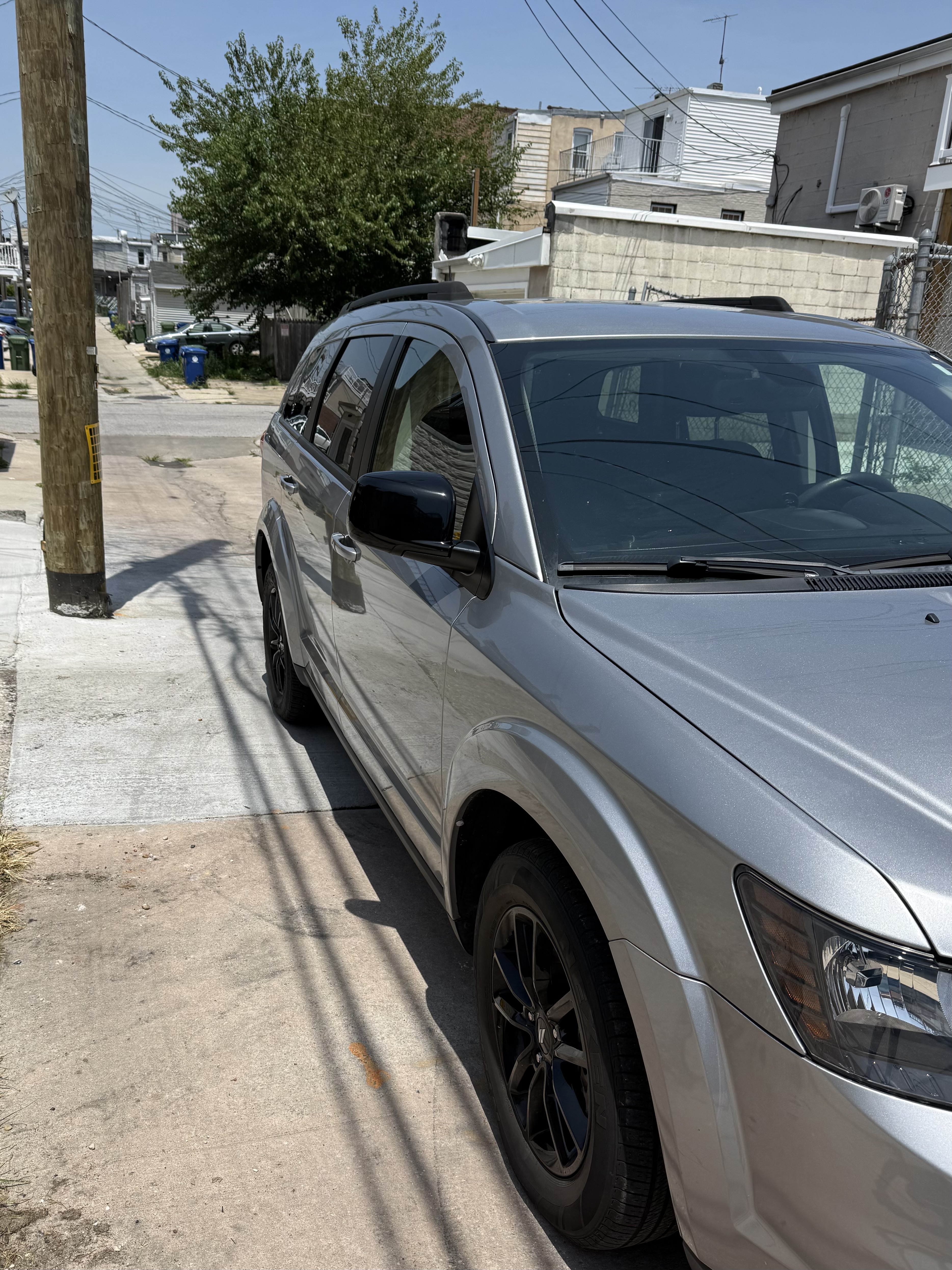 Used 2019 Dodge Journey SE FWD image 8