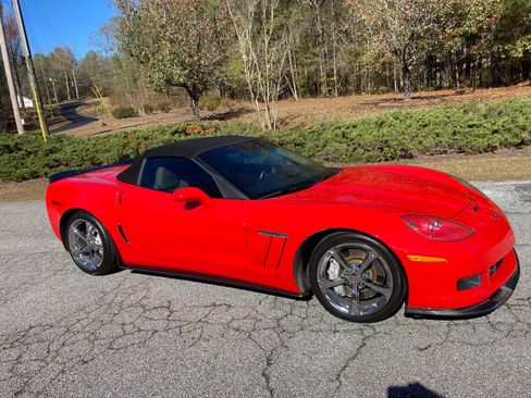 Used 2012 Chevrolet Corvette Grand Sport w/ 3LT Preferred Equipment Group image 10