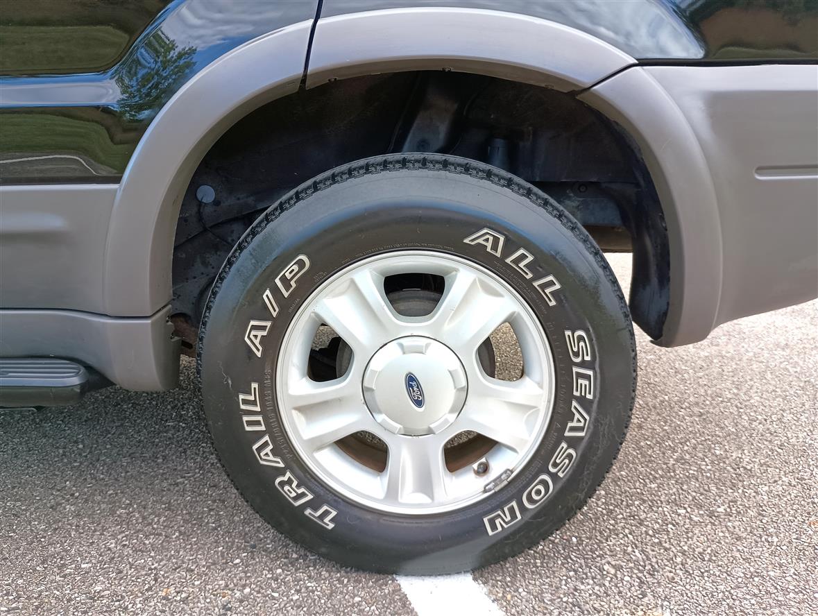 Used 2002 Ford Escape XLT AWD/4WD image 16