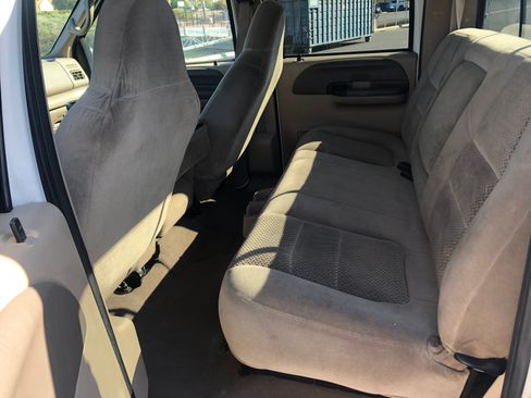 Used 2001 Ford F350 2WD Crew Cab Super Duty image 9