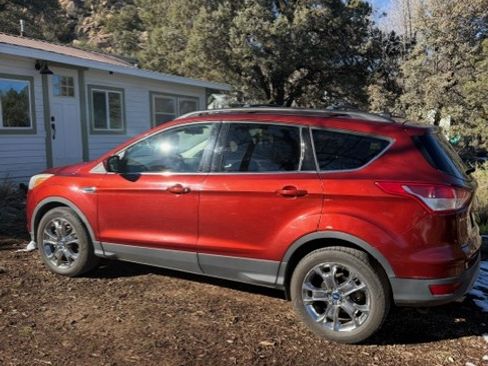 Used 2014 Ford Escape SE w/ Equipment Group 201A image 1
