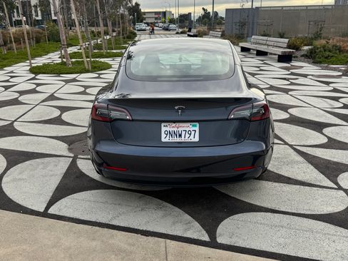 Used 2021 Tesla Model 3 Standard Range Plus RWD image 8