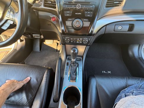 Used 2015 Acura ILX image 12