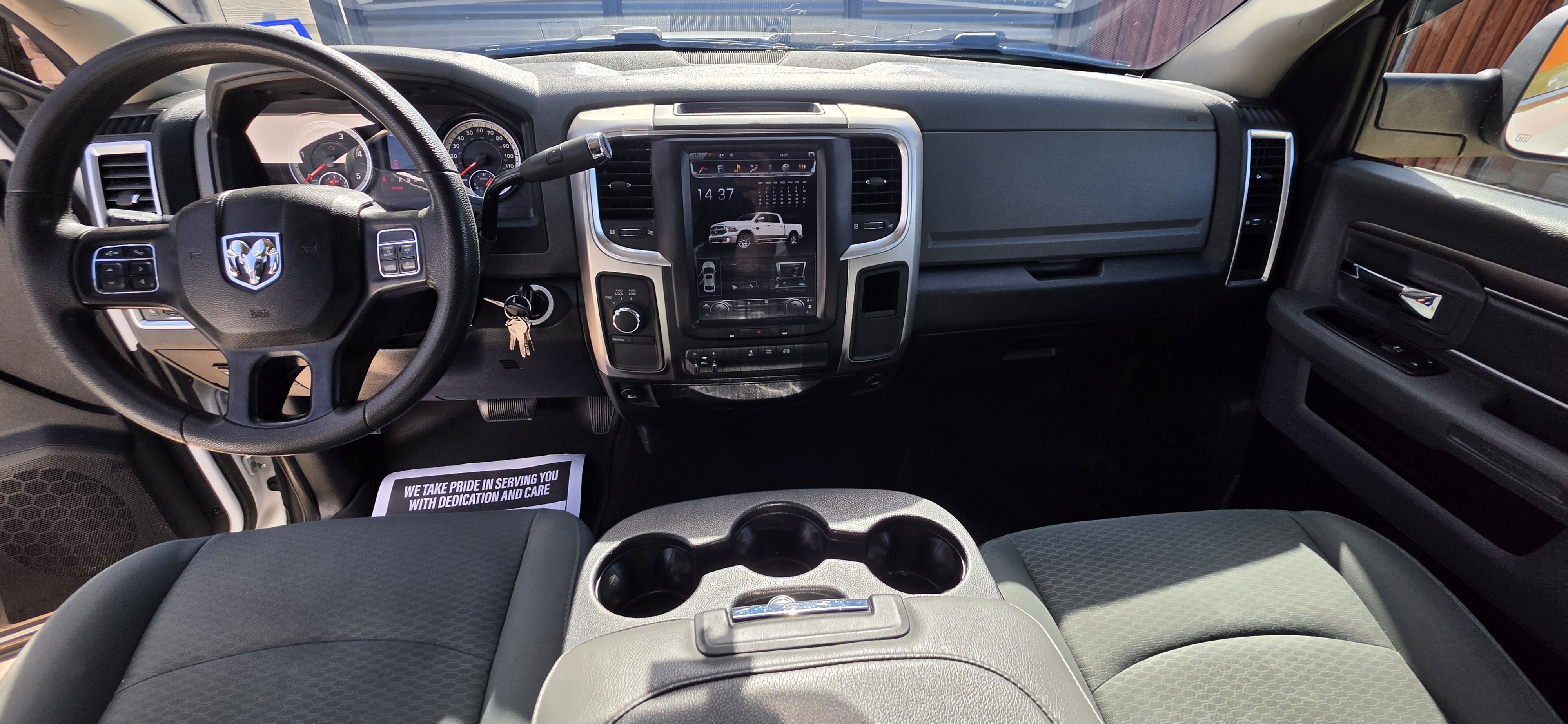 Used 2017 RAM 2500 SLT AWD/4WD image 19