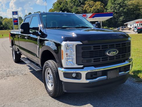 Used 2024 Ford F350 XL w/ FX4 Off-Road Package image 24