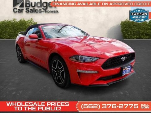 Used 2022 Ford Mustang Premium image 4