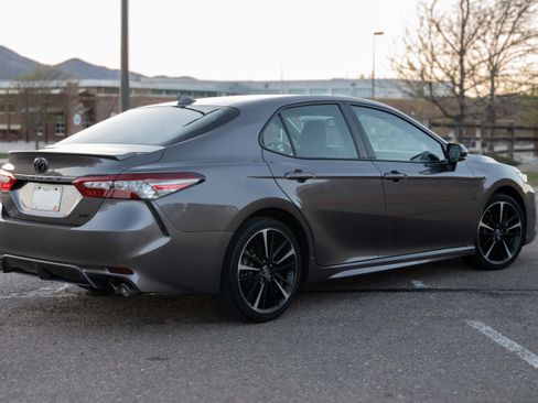 Used 2018 Toyota Camry XSE w/ Audio Package image 4