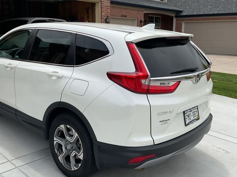 Used 2018 Honda CR-V EX image 5