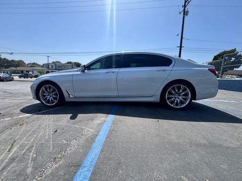Used 2018 BMW 750i xDrive AWD/4WD image 20