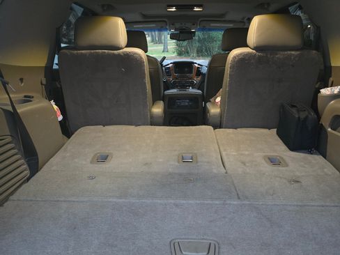 Used 2019 Chevrolet Tahoe Premier image 9