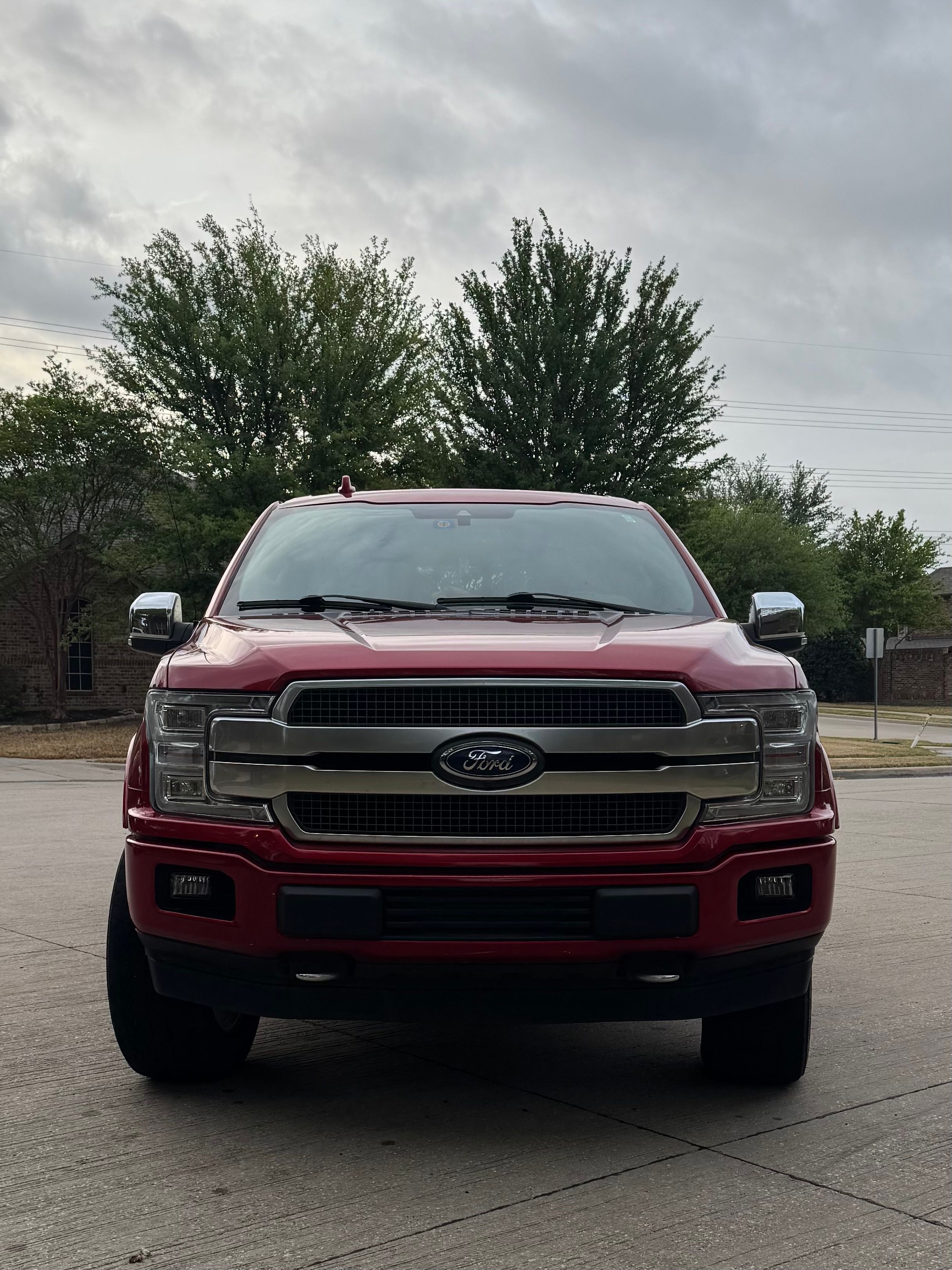 Used 2020 Ford F150 Platinum w/ Equipment Group 701A Luxury AWD/4WD image 2