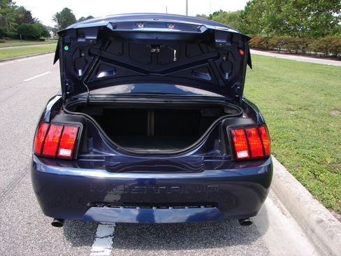 Used 2003 Ford Mustang Coupe image 9