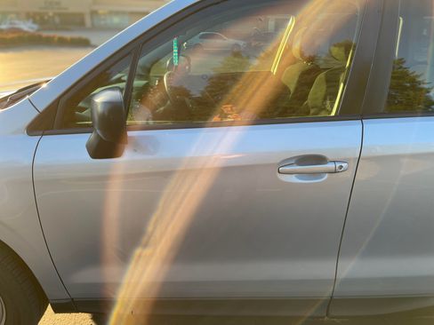 Used 2015 Subaru Forester 2.5i image 21