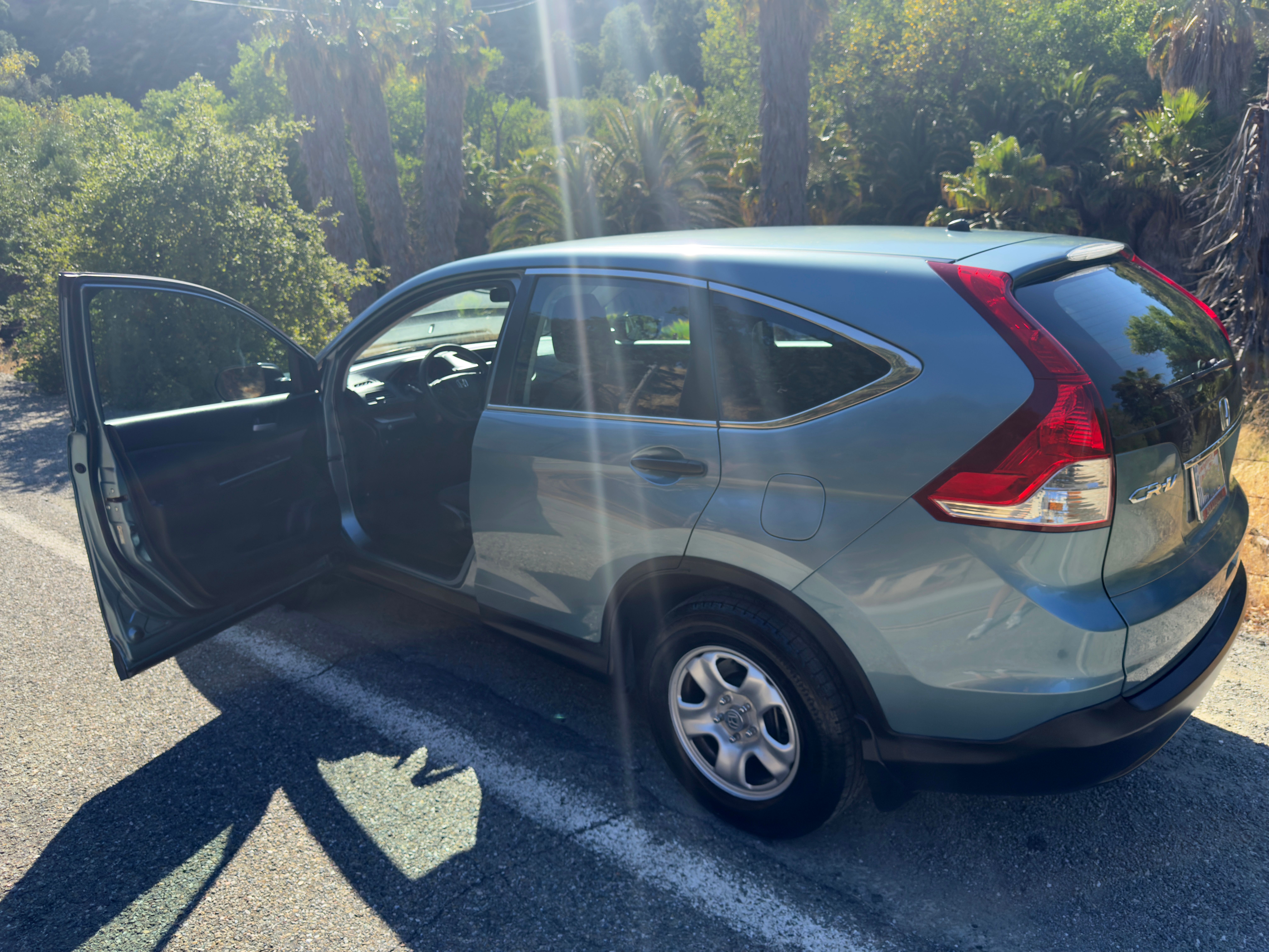 Used 2014 Honda CR-V LX image 2