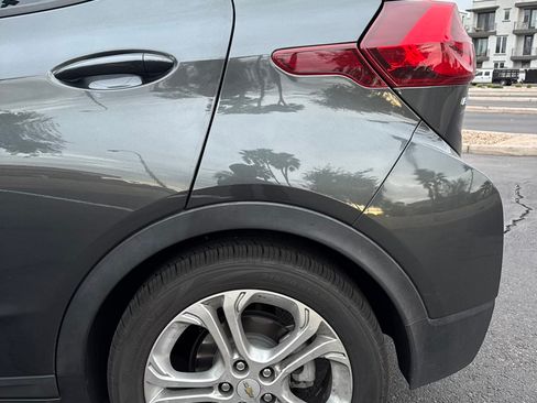 Used 2020 Chevrolet Bolt LT FWD image 9