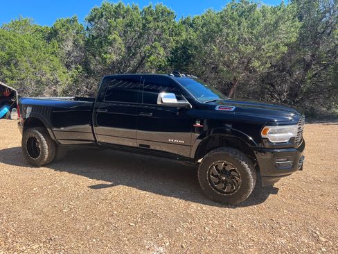 Used 2019 RAM 3500 Laramie image 1