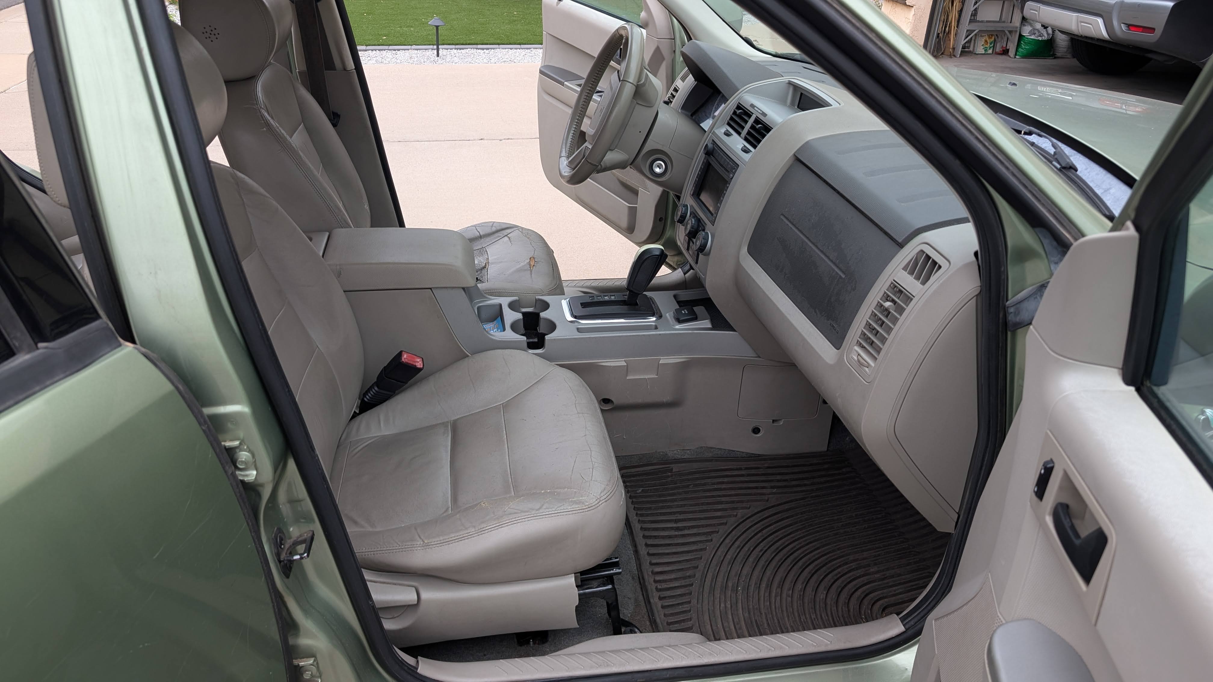 Used 2008 Ford Escape 4WD Hybrid image 10