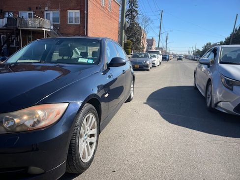 Used 2007 BMW 328xi Sedan image 4