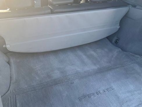 Used 2010 Toyota Prius Five image 5